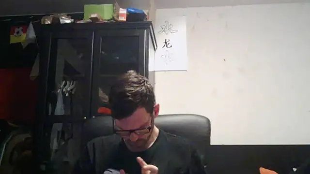Snapshot of Die-geile-Sau chatting on 05/19/26, 07:53 Die-geile-Sau online show from 05/19/26, 07:53