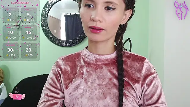 Sofia Franco  online show from 02/07/25, 07:17