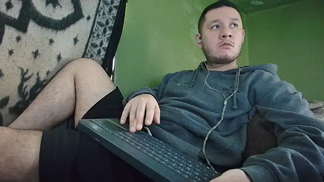 sweet cock28 online show from 10/17/25, 03:25