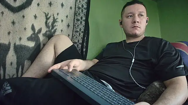 Snapshot of sweet_cock28 chatting on 07/09/26, 03:38 sweet cock28 online show from 07/09/26, 03:38