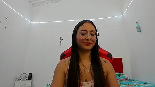 Snapshot of Sweet_Coral_ chatting on 07/28/26, 05:58 Sweet Coral online show from 07/28/26, 05:58