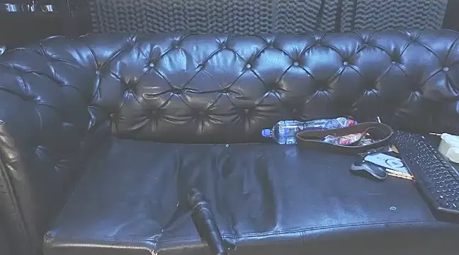 kimberly swan online show from 01/27/25, 11:43