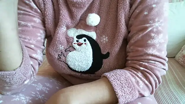 Snapshot of mysteriouscouple001 chatting on 02/09/25, 07:38 mysteriouscouple001 online show from 02/09/25, 07:38