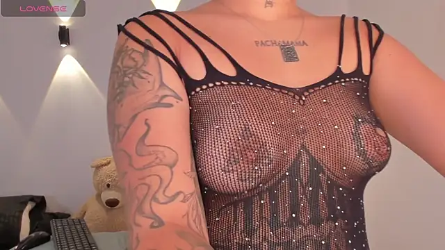 natassha1 online show from 02/27/25, 10:26