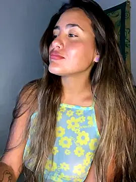 Snapshot of fenixgre chatting on 10/11/25, 09:02 fenixgre online show from 10/11/25, 09:02