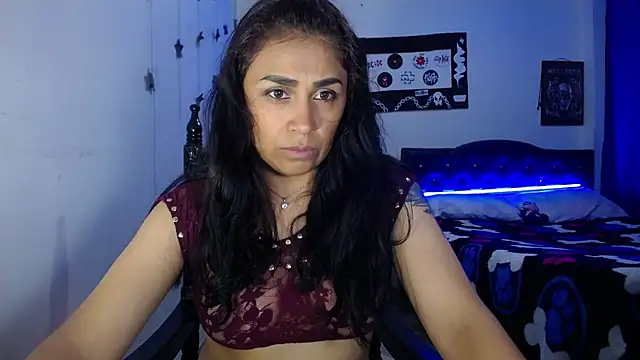 pinky violeta online show from 12/29/24, 10:36