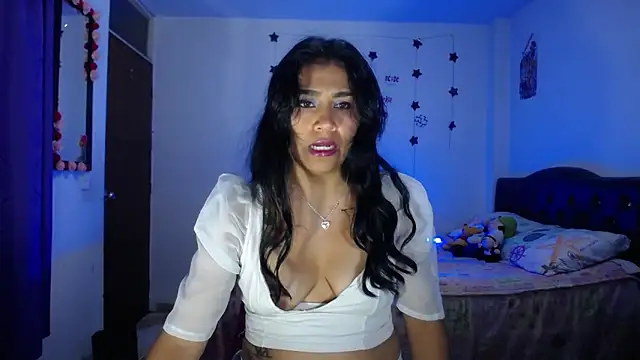 pinky violeta online show from 03/11/25, 11:44