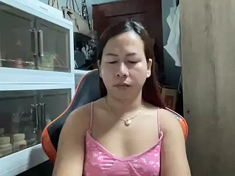 UrLove Marga online show from 10/18/25, 10:32