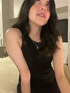 saori 10 online show from 02/03/25, 05:29