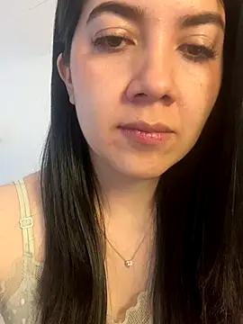 saori 10 online show from 10/09/25, 09:35