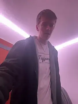 Toyjungee online show from 01/14/25, 05:12