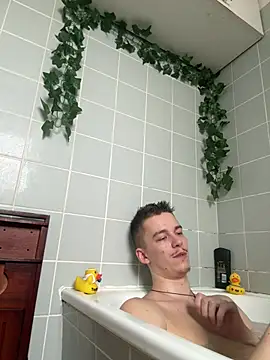 Toyjungee online show from 02/05/25, 01:00