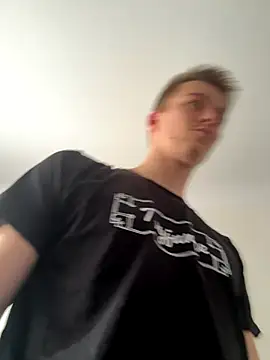 Toyjungee online show from 10/03/25, 01:19