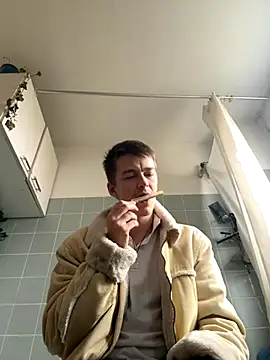 Toyjungee online show from 11/08/25, 10:26