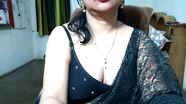 Cute Mahi22 online show from 10/29/25, 06:48