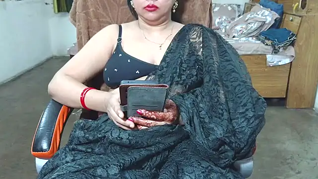 Cute Mahi22 online show from 10/29/25, 11:17