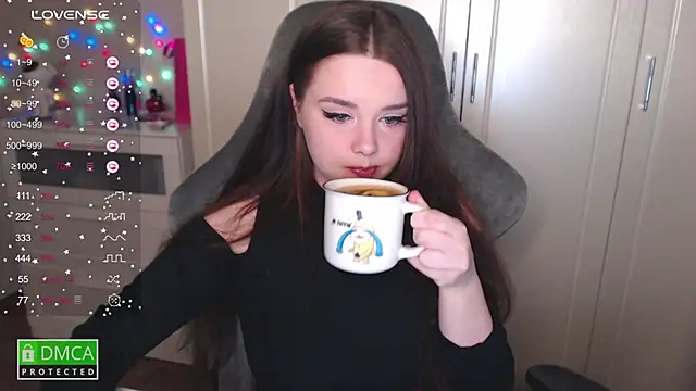 aliice cutie online show from 03/01/25, 08:42