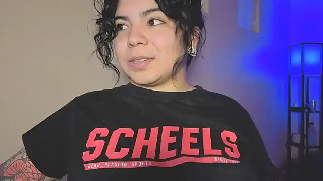 kimmiakiss22 online show from 03/02/25, 05:44