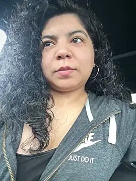 kimmiakiss22 online show from 05/14/26, 07:31