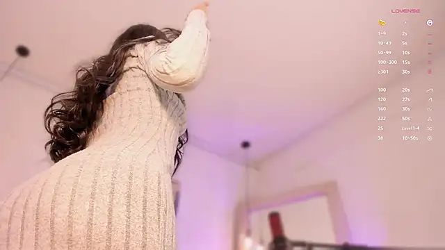 Snapshot of amatiista_12 chatting on 03/13/25, 12:37 amatiista 12 online show from 03/13/25, 12:37