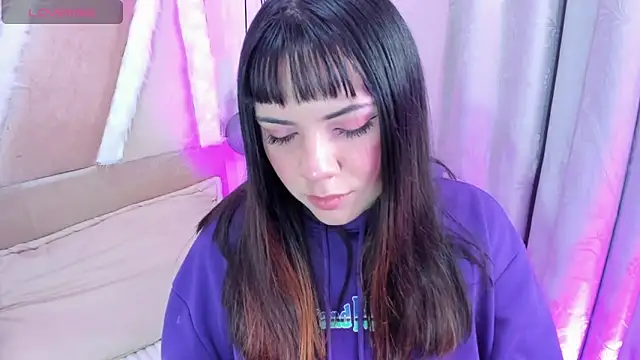 xhinata hyugax online show from 11/26/25, 10:44