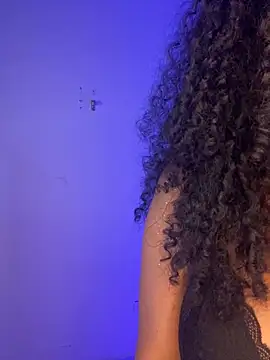 Snapshot of cataleya-miller_ chatting on 09/29/25, 02:06 cataleya-miller  online show from 09/29/25, 02:06