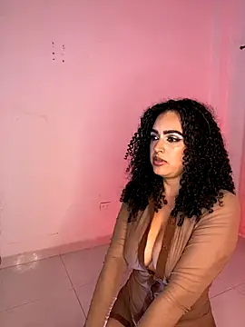 Snapshot of cataleya-miller_ chatting on 10/05/25, 05:39 cataleya-miller  online show from 10/05/25, 05:39