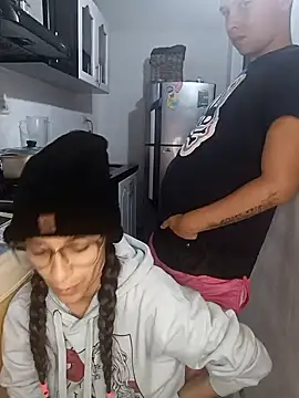 catire2323 online show from 12/28/24, 03:37