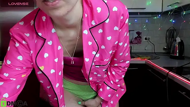 TayanaJons online show from 03/17/25, 11:21