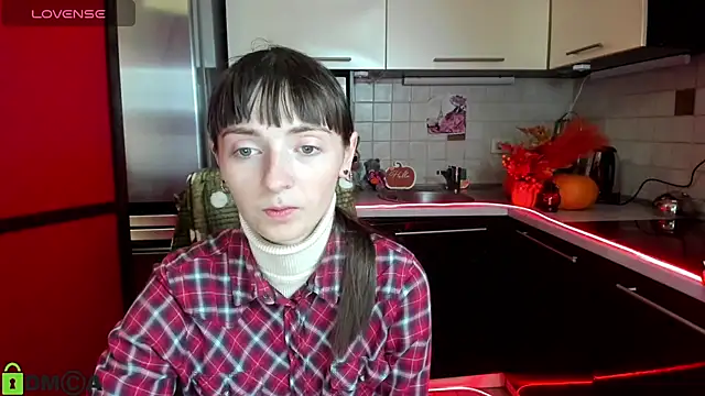 TayanaJons online show from 11/20/25, 07:52