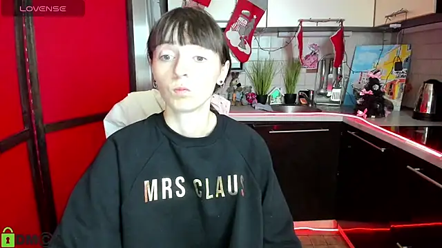 TayanaJons online show from 12/14/25, 07:58