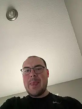 Snapshot of zman237 chatting on 01/31/25, 08:12 zman237 online show from 01/31/25, 08:12