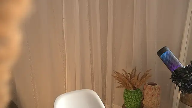 Snapshot of Poni_DII chatting on 03/19/26, 10:08 Poni DII online show from 03/19/26, 10:08