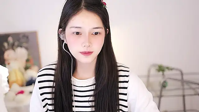 Judy520 online show from 02/18/25, 04:05