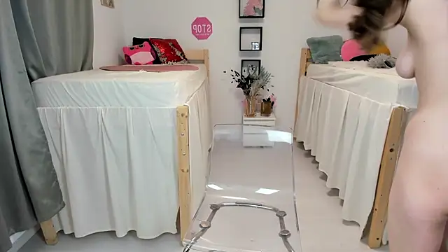 18perfecttits online show from 12/30/24, 04:51