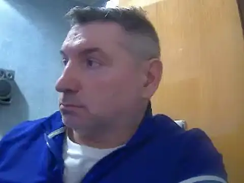 Snapshot of GYurmoka70 chatting on 01/29/25, 04:52 GYurmoka70 online show from 01/29/25, 04:52