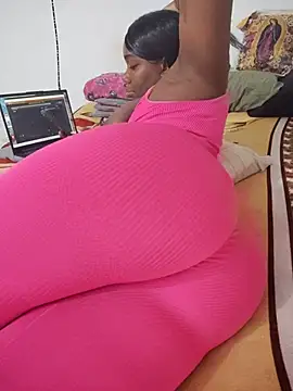 Snapshot of rihanna_abiodun chatting on 07/16/26, 06:47 rihanna abiodun online show from 07/16/26, 06:47