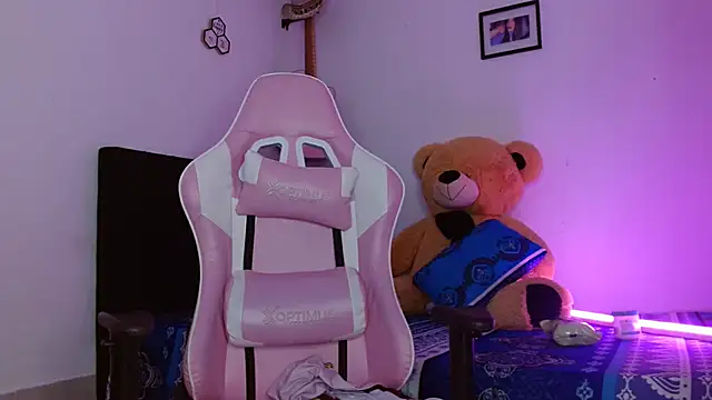 Dakota bumm online show from 11/13/25, 07:57