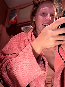 GoldenFlameGoddess online show from 09/13/25, 03:17