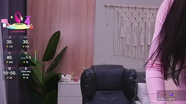 Molly Jons online show from 12/05/25, 01:03