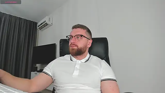 Findom guy online show from 01/18/26, 05:39