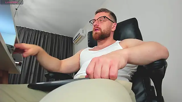 Findom guy online show from 02/01/26, 02:15