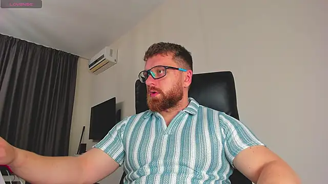 Findom guy online show from 03/15/26, 10:32