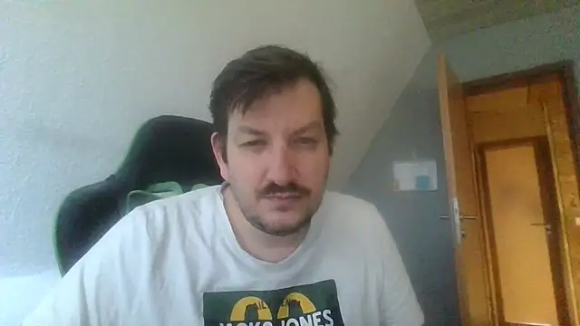 Snapshot of Golffahrer1982 chatting on 10/27/25, 11:36 Golffahrer1982 online show from 10/27/25, 11:36