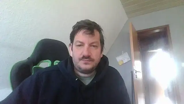Snapshot of Golffahrer1982 chatting on 06/13/26, 08:12 Golffahrer1982 online show from 06/13/26, 08:12