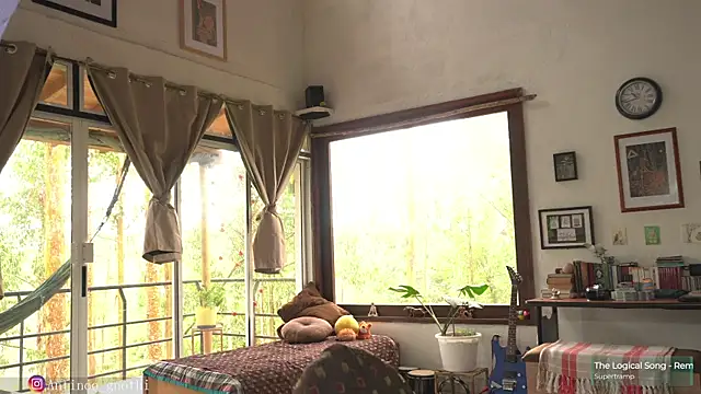 Antinoo Gnothi online show from 12/23/24, 03:44