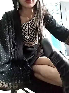 Snapshot of Noor_Darliing chatting on 01/23/25, 09:18 Noor Darliing online show from 01/23/25, 09:18