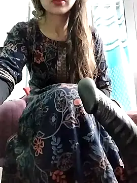 Snapshot of Noor_Darliing chatting on 01/30/25, 03:08 Noor Darliing online show from 01/30/25, 03:08