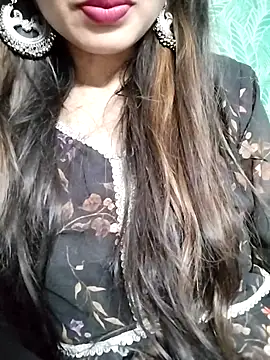 Snapshot of Noor_Darliing chatting on 02/19/25, 06:43 Noor Darliing online show from 02/19/25, 06:43