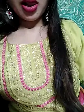 Snapshot of Noor_Darliing chatting on 02/23/25, 06:56 Noor Darliing online show from 02/23/25, 06:56